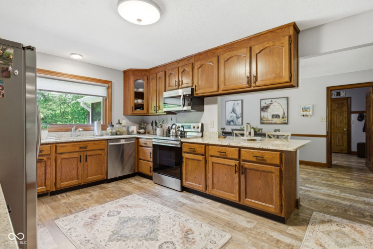 Listing Image 21