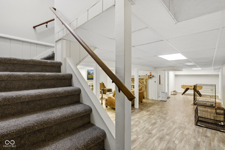Listing Image 52