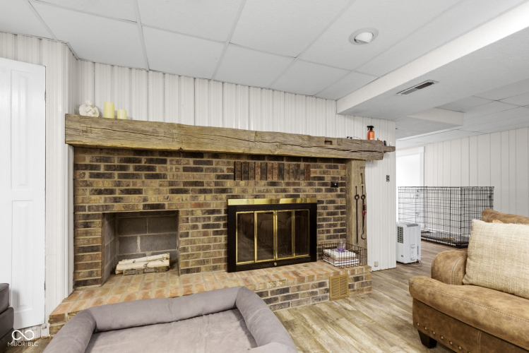 Listing Image 58