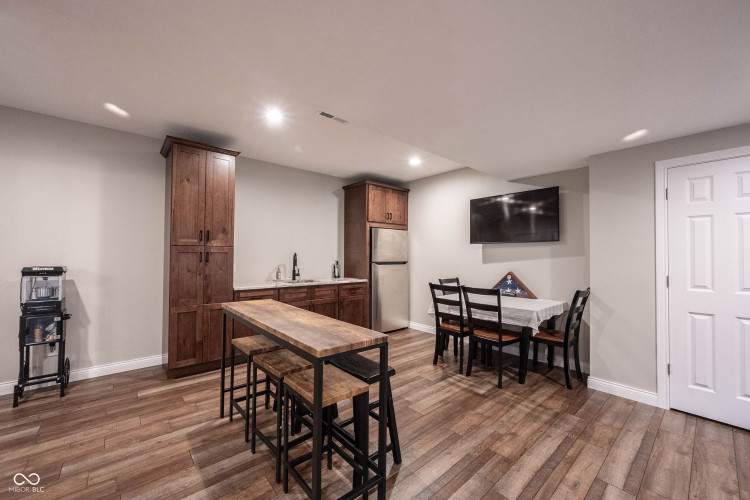 Listing Image 51