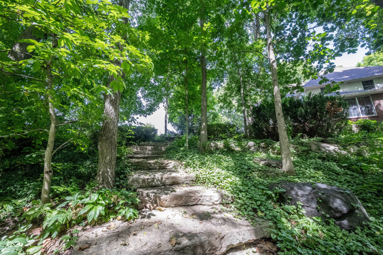 Listing Image 70