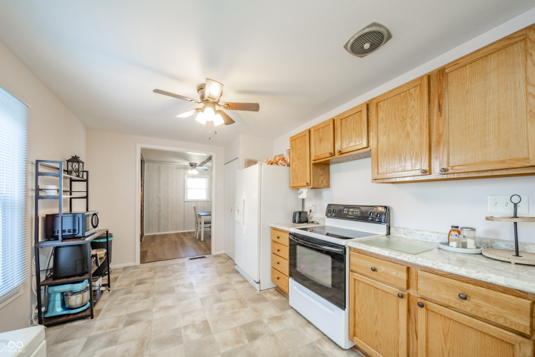 Listing Image 13