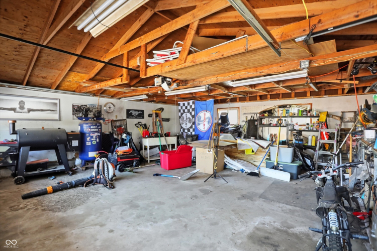 Listing Image 38