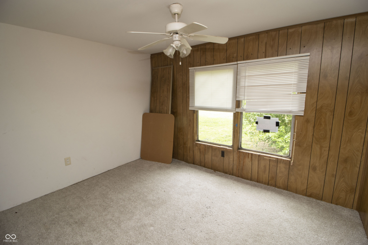 Listing Image 27