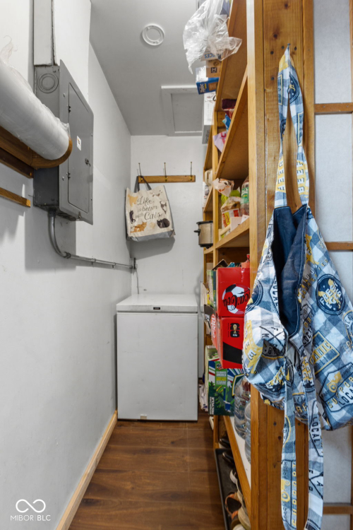 Listing Image 21