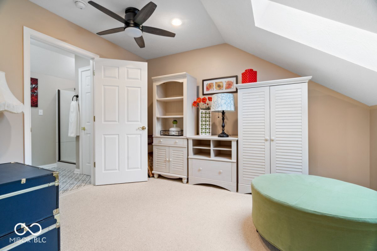Listing Image 55