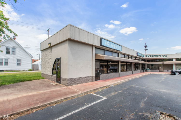 Listing Image 7