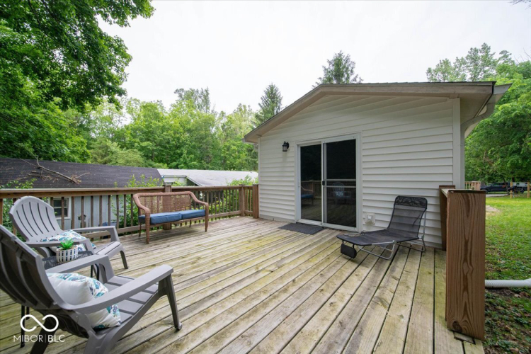 Listing Image 17