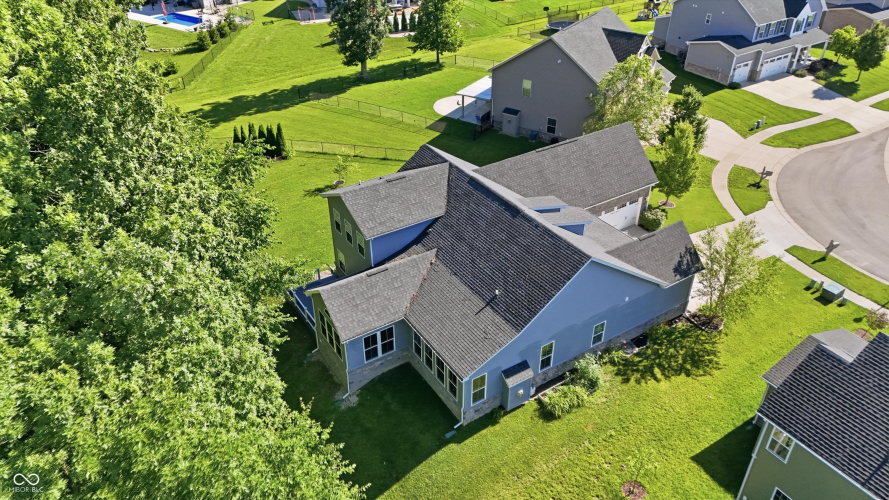 Listing Image 102