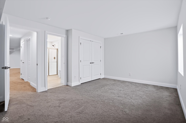 Listing Image 76