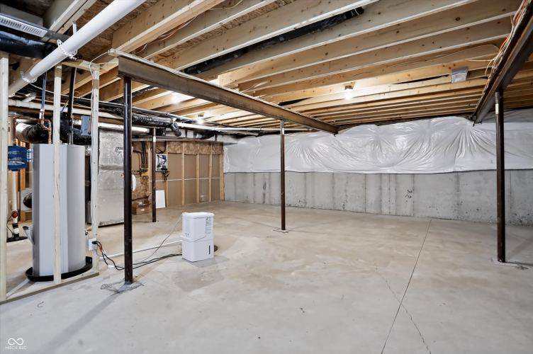 Listing Image 80