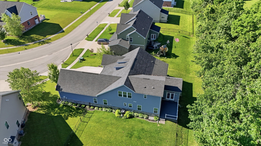 Listing Image 90