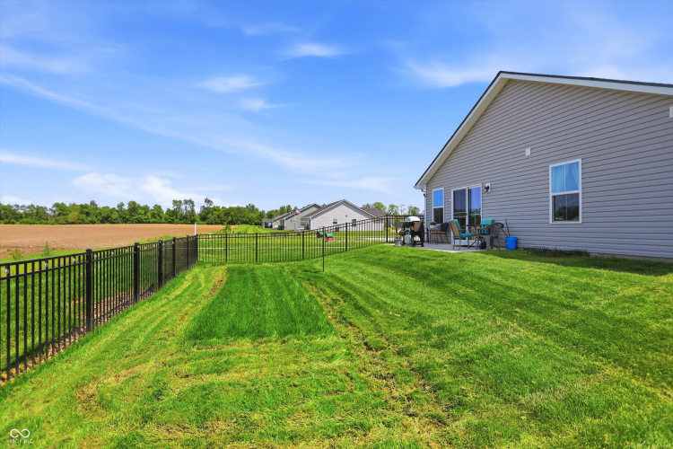 Listing Image 27