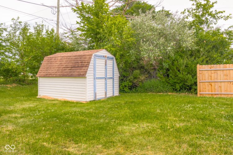 Listing Image 40