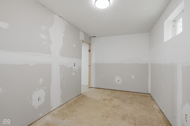 Listing Image 55