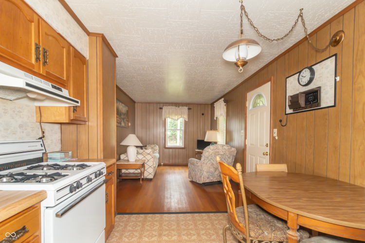 Listing Image 14