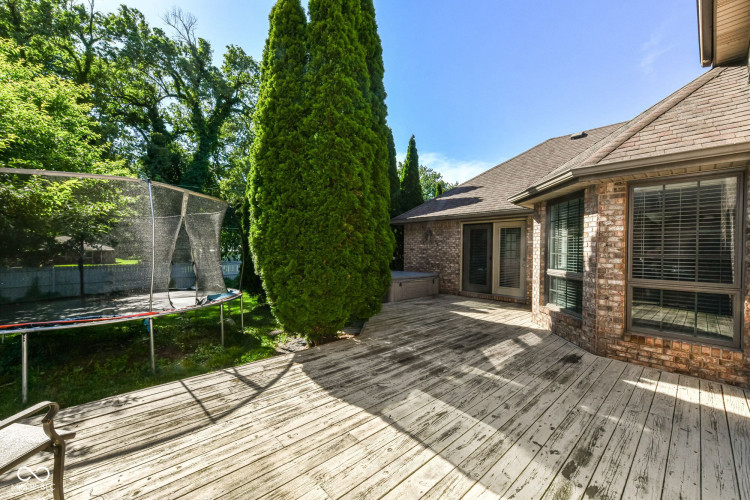 Listing Image 28