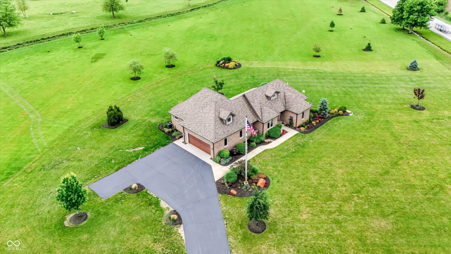Listing Image 73