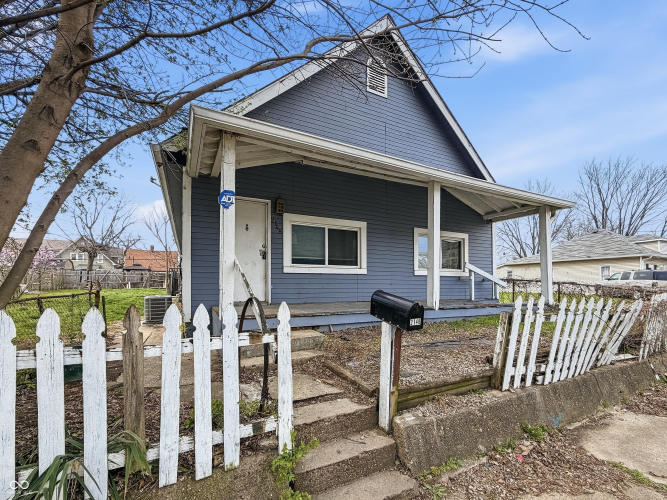 Listing Image 3