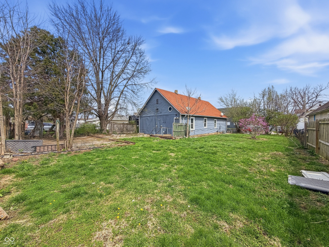 Listing Image 8