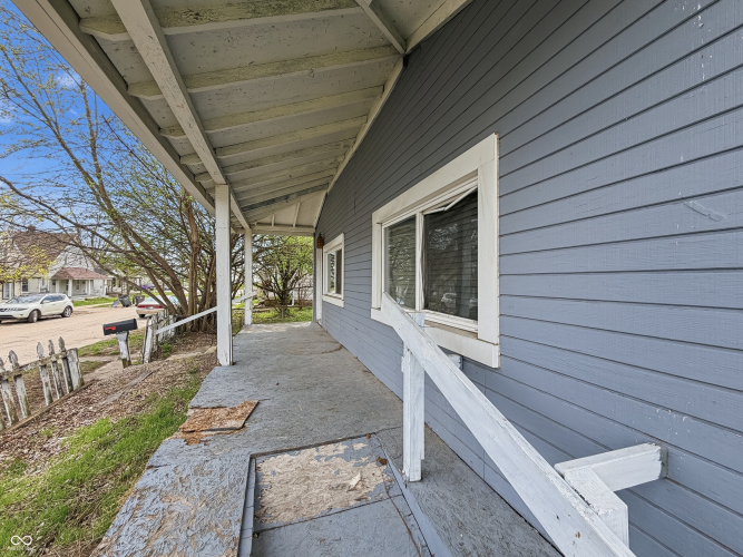 Listing Image 9