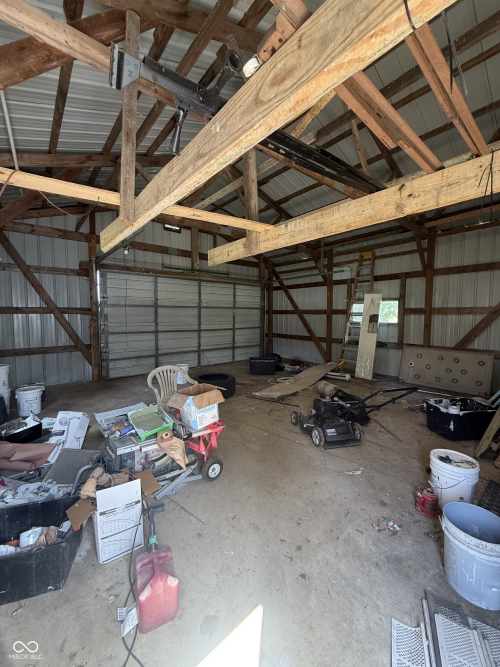 Listing Image 36