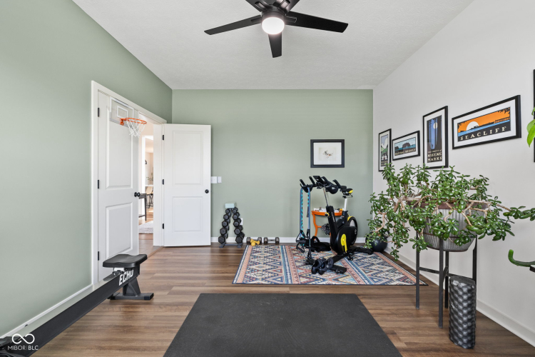 Listing Image 22