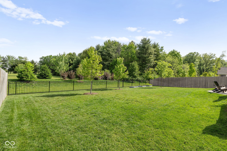 Listing Image 42
