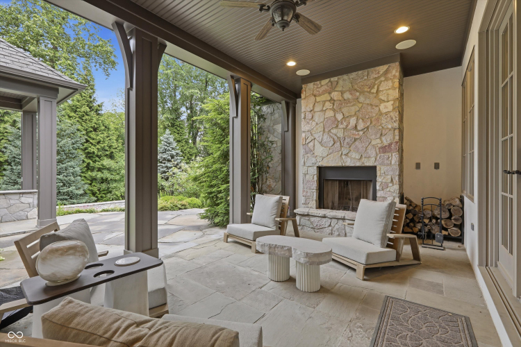 Listing Image 101