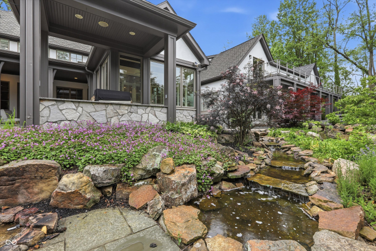 Listing Image 105