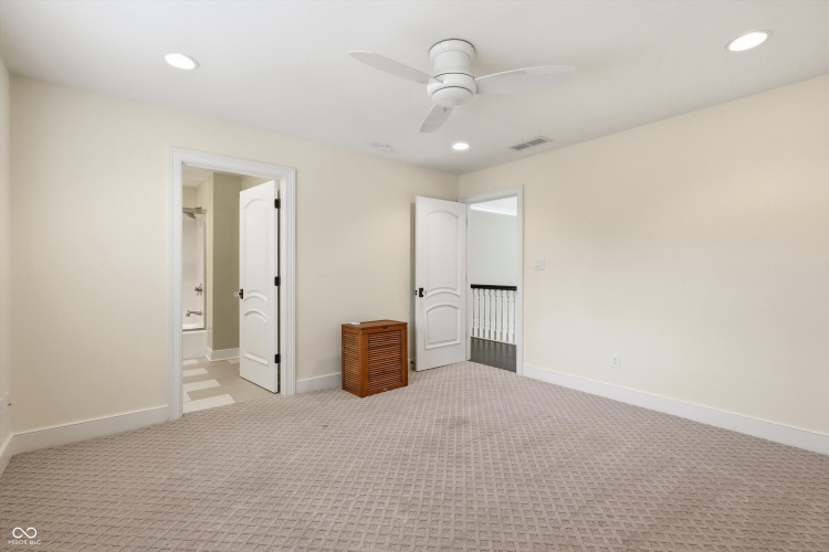 Listing Image 76