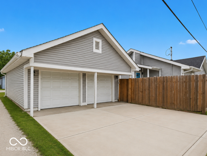 Listing Image 19