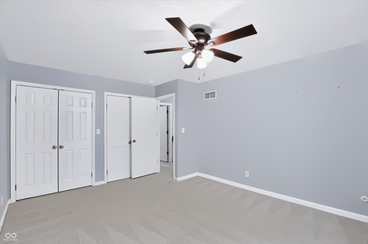 Listing Image 45