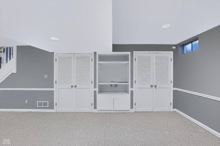Listing Image 55