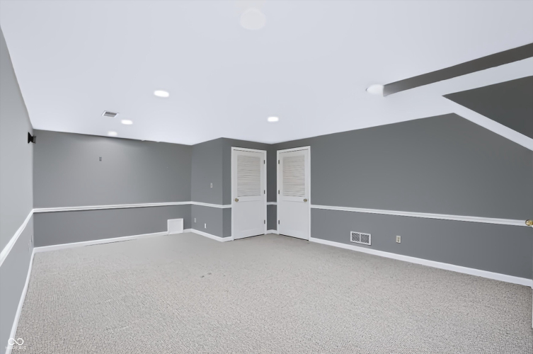 Listing Image 57