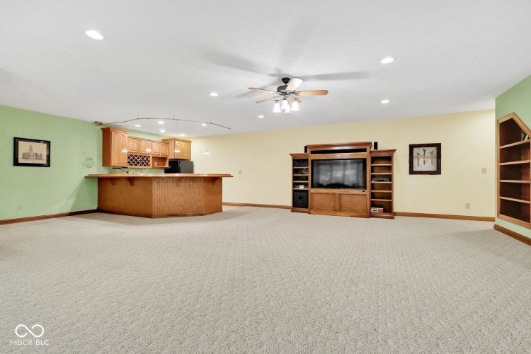Listing Image 48