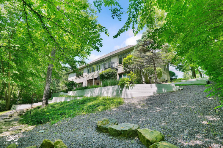 Listing Image 55
