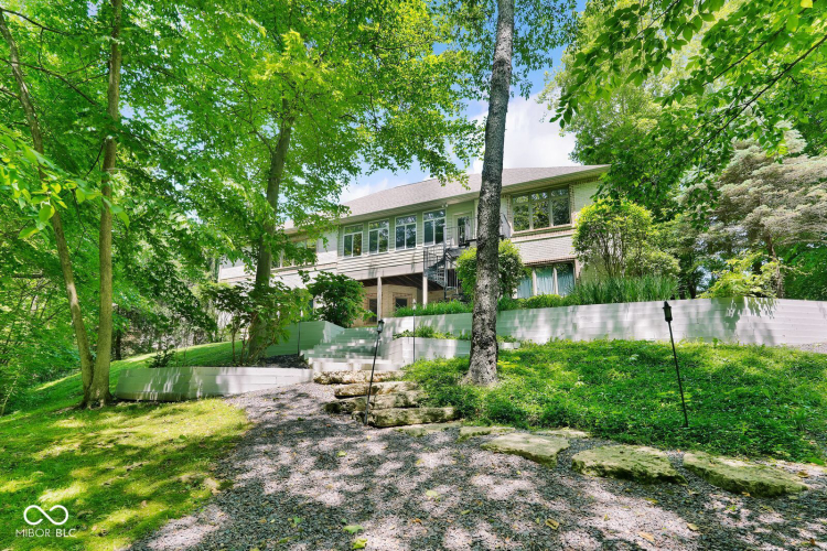 Listing Image 56