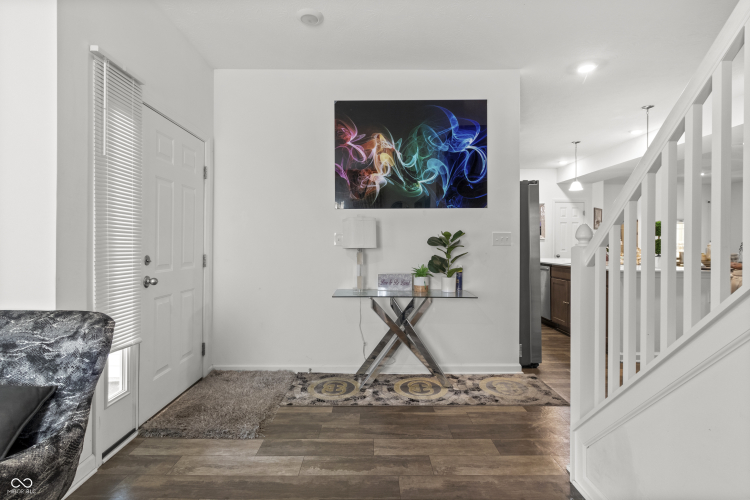 Listing Image 23