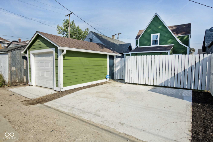 Listing Image 29