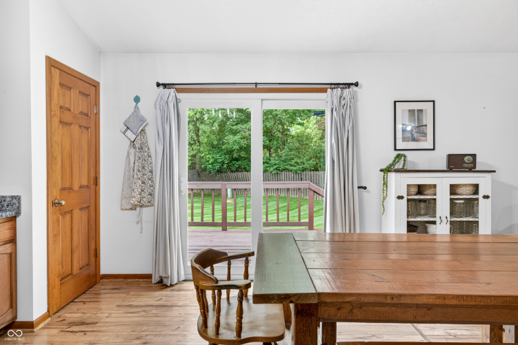 Listing Image 21