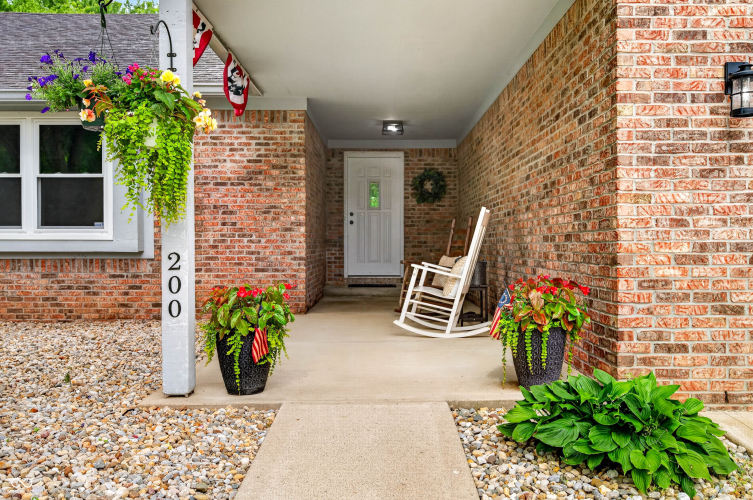Listing Image 8