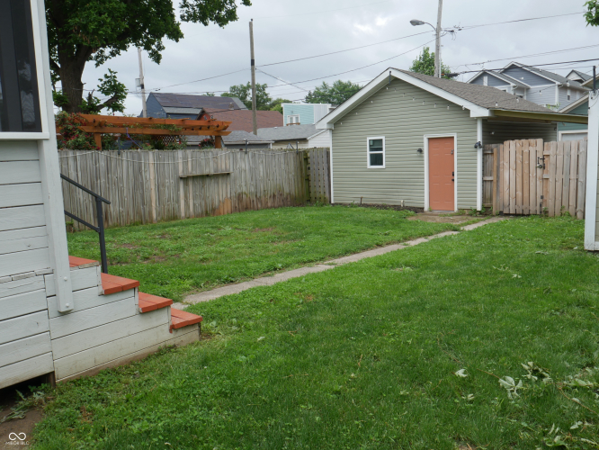 Listing Image 16