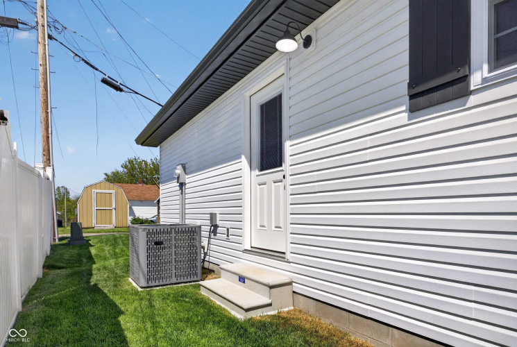 Listing Image 35