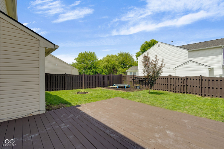 Listing Image 52