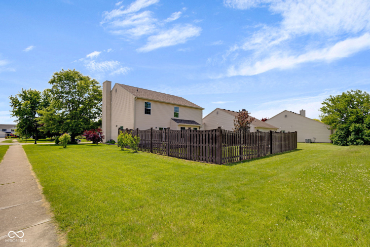 Listing Image 57