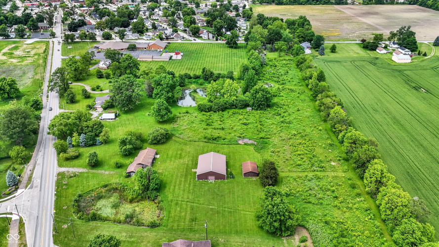 Listing Image 5
