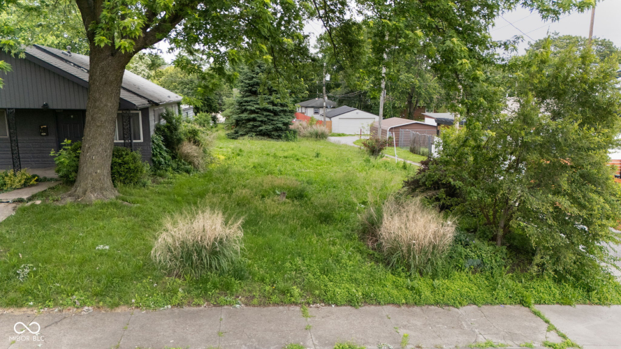 Listing Image 6