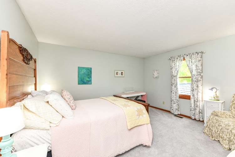 Listing Image 24