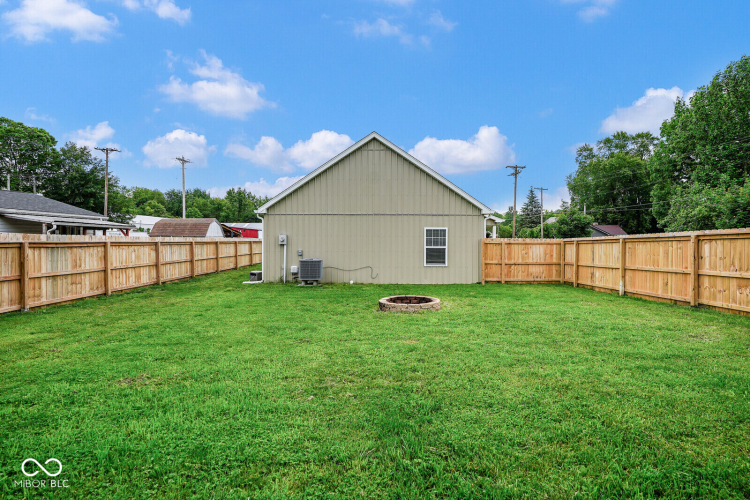 Listing Image 50